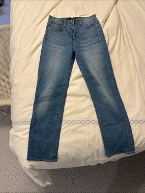 Veronica Beard Medium Blue Ryleigh Straight-Leg high rise Jeans